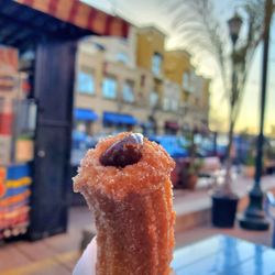 Churros Mexicanos - Chocolate-filled churro