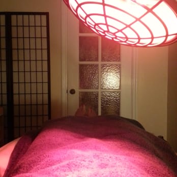 Heaven & Earth - On my back with a heating lamp to keep me cozy. - Acupuncture Near Me - San Francisco, California Heaven & Earth - On my back with a heating lamp to keep me cozy. - Acupuncture Near Me - San Francisco, California