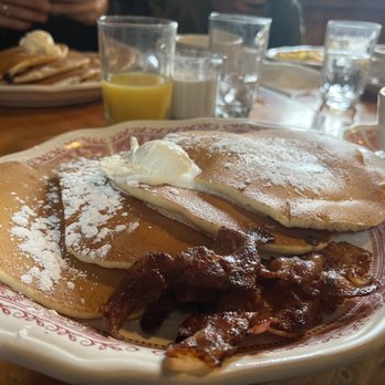 Maple Sugar & Vermont Spice - Maple Syrup  and Cinnamon Signature Pancakes - Specialty Food Near Me - Mendon, Vermont