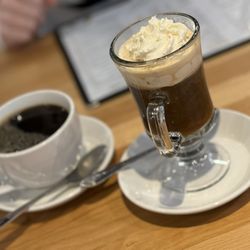 La Crepe Bakery & Café