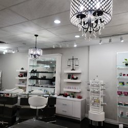Xtra Nail Bar