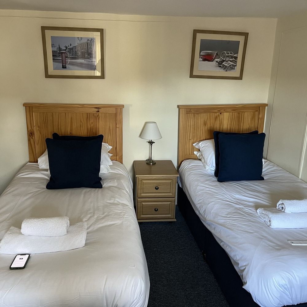 Kings Head - Our room above the pub - Pubs Near Me - Deal, KEN