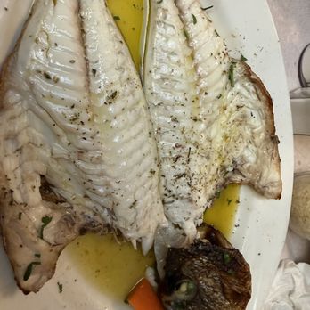 Stamatis Restaurant - Greek Near Me - Astoria, New York