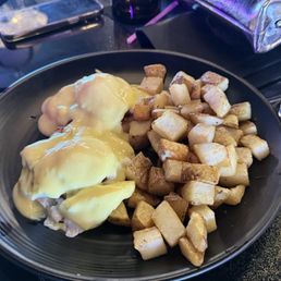 Eggs Benedict