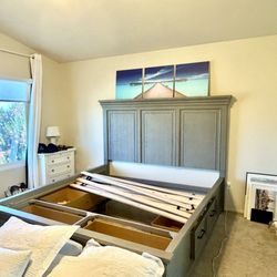 Jerome's Furniture