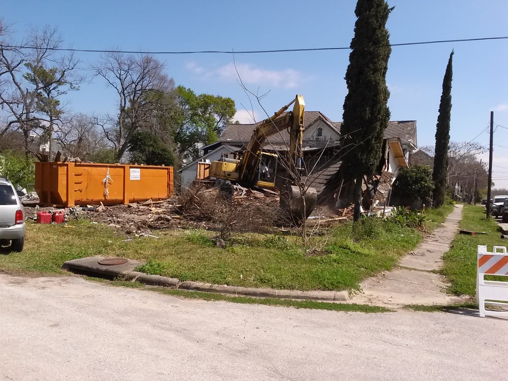 Slide of MyHouston Roofing