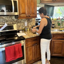 Ayesha's Kitchen - Ayesha