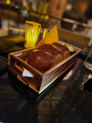 Marble Room Steaks and Raw Bar by null