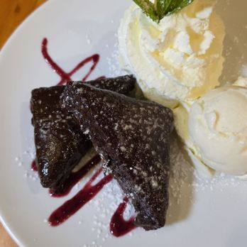 Rocky Mountain Flatbread - Brownie - Gluten-Free Near Me - Vancouver, British Columbia