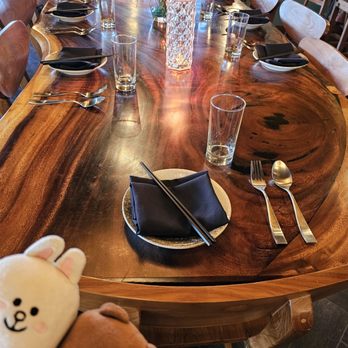The Crouching Lion - Koa wood (?) table... nice! - Beer Bar Near Me - Kaaawa, Hawaii The Crouching Lion - Koa wood (?) table... nice! - Beer Bar Near Me - Kaaawa, Hawaii