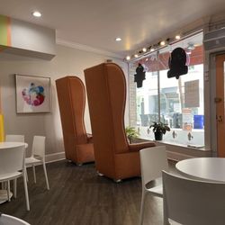 Bubbie’s Cookies and Treats - These armchairs caught our eye as we walked through the city looking for a coffee shop to sit a spell.