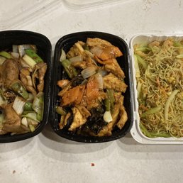 Double cooked pork belly, fried tofu with spicy sauce, and Singapore rice noodles Double cooked pork belly, fried tofu with spicy sauce, and Singapore rice noodles