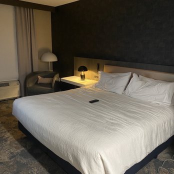 Hilton Garden Inn Toronto/Brampton - Hotels Near Me - Brampton, Ontario Hilton Garden Inn Toronto/Brampton - Hotels Near Me - Brampton, Ontario