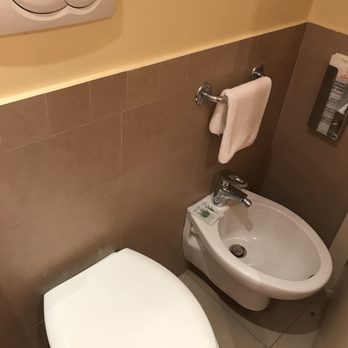 Grand Hotel Palatino - Bidet is present - Hotels Near Me - Rome, RM Grand Hotel Palatino - Bidet is present - Hotels Near Me - Rome, RM