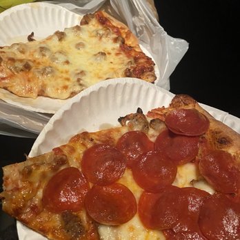 Gigio's Pizzeria - Sausage and Pepperoni Pizza Slice Sausage Pizza Slice - Pizza Near Me - Chicago, Illinois Gigio's Pizzeria - Sausage and Pepperoni Pizza Slice Sausage Pizza Slice - Pizza Near Me - Chicago, Illinois