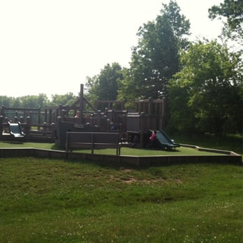 Chestnutt Hills Playground - Parks Near Me - Ravenna, Ohio Chestnutt Hills Playground - Parks Near Me - Ravenna, Ohio