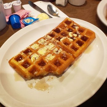 McDuff's - Belgium waffle - Breakfast & Brunch Near Me - Redlands, California