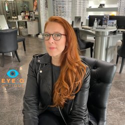 Eye Q Optique - Wearing the right spectacles can brighten up your day like never before Kerri can see clearly in her new & stylish Osix frames!