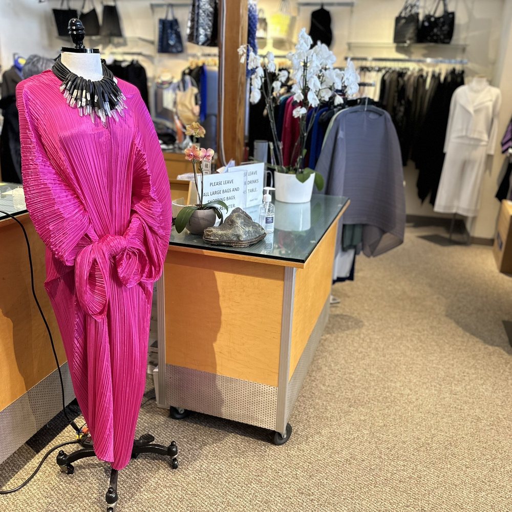 Mio - Women's Clothing Near Me - San Francisco, California Mio - Women's Clothing Near Me - San Francisco, California