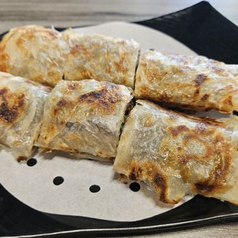 Bee Dumpling - Beef roll - Chinese Near Me - Austin, Texas