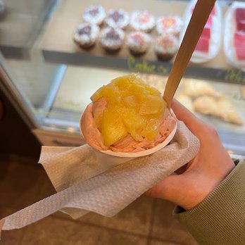 Vegan Scoops - guava ice cream - Ice Cream & Frozen Yogurt Near Me - Orlando , Florida