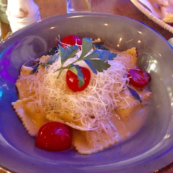Lucacelli - Steinpilzen Ravioli - Italian Near Me - Hamburg, HH