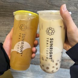 Mango Jasmine Tea (Left) & White Peach Oolong Milk Tea w/ Honey and Agar Boba (Right)