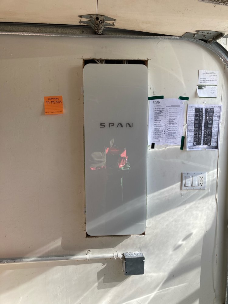 Slide of Alfaro Electrical Service
