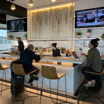 Alaska Lounge - Airport Lounges Near Me - Jamaica, New York Alaska Lounge - Airport Lounges Near Me - Jamaica, New York