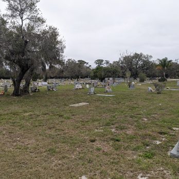 Fort Denaud Cemetery - Fort Denaud Cemetery, LaBelle - Landmarks & Historical Buildings Near Me - LaBelle, Florida