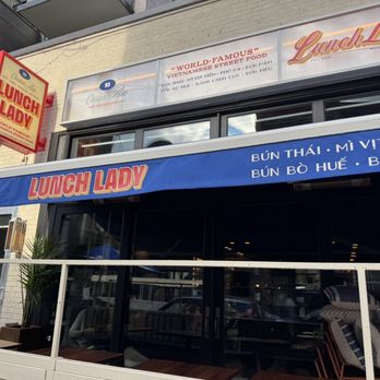 Lunch Lady - Outside, walking up to the front door - Vietnamese Near Me - Toronto, Ontario