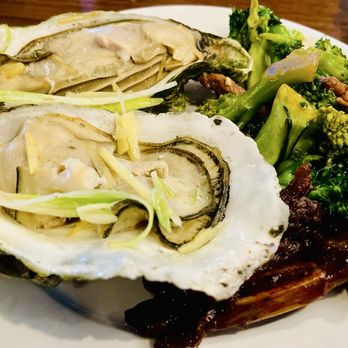 Fusion Buffet - Oysters!!! She said eat more, but not so fast ;) - Buffets Near Me - Concord, California