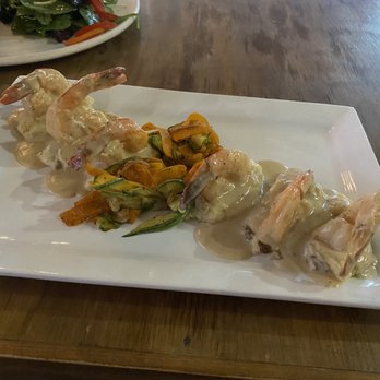 Chamuyo - Shrimp on a bed of mashed potato. - Steakhouses Near Me - Guadalupe, BCN