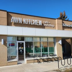 Awn Kitchen Cafe & Workshop - The outside view in 2023. It's on the north end of the Landsdown Strip Mall.