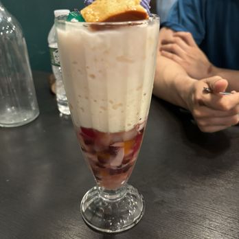 Kalye Bistro - Halo Halo - Filipino Near Me - Woodside, New York
