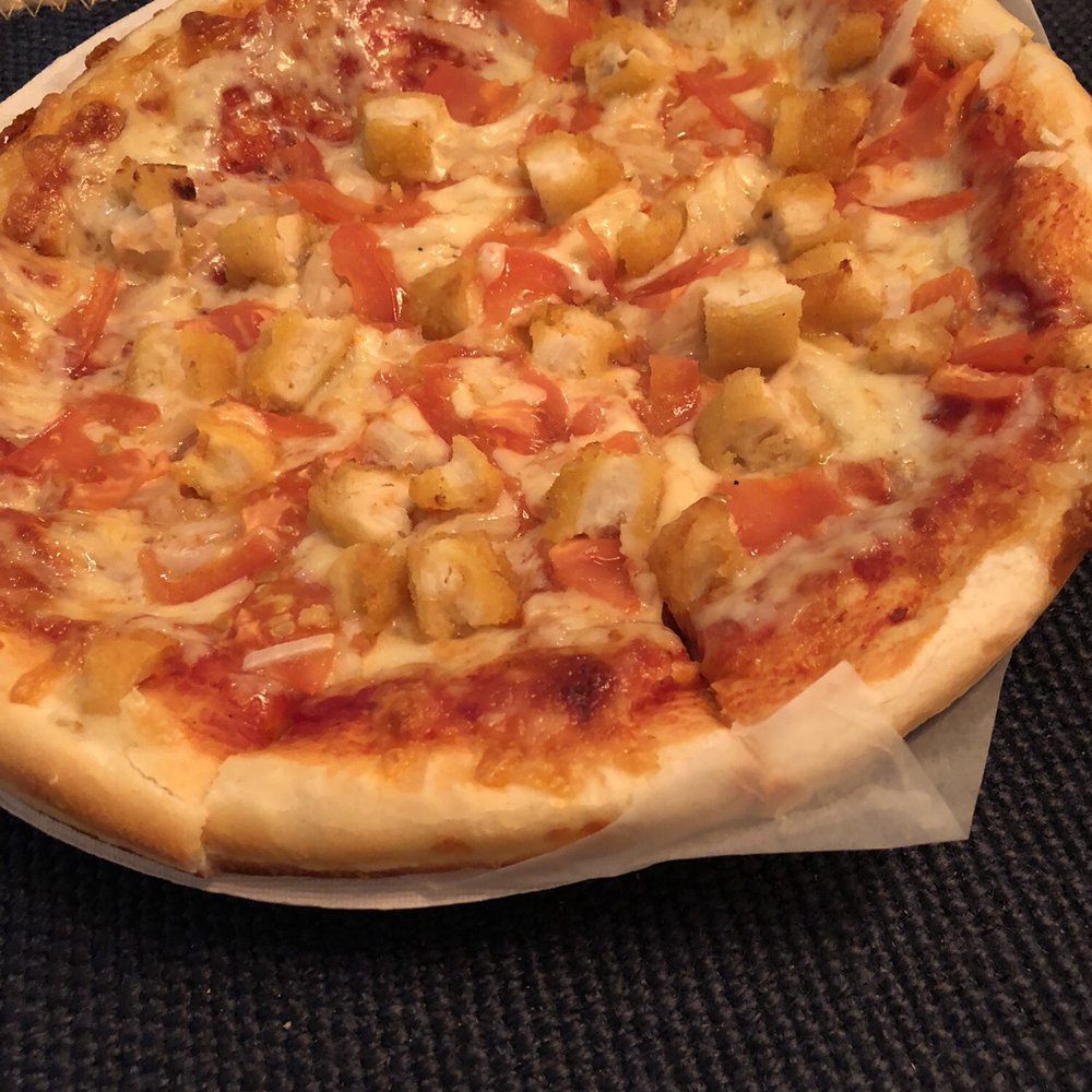 Singas Famous Pizza - Pizza Near Me - Forest Hills, New York Singas Famous Pizza - Pizza Near Me - Forest Hills, New York