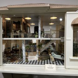 Museum of Miniature Houses & Other Collections