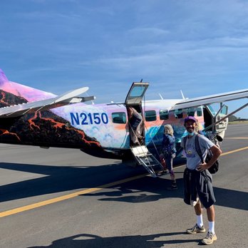 Mokulele Airlines - Getting ready to board my 1 hour fight from Maui to Hilo. - Airlines Near Me - Kahului, Hawaii