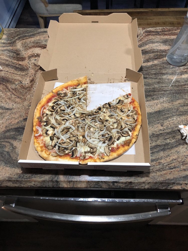 POMPEII PIZZERIA 28 Photos & 38 Reviews 72 Westfield Ave, Clark, NJ