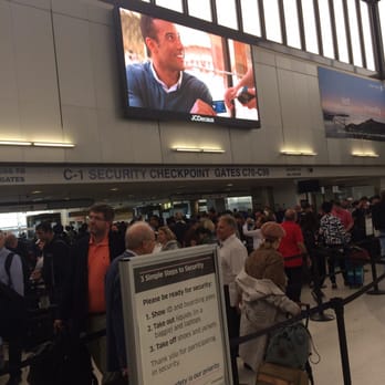 United Airlines - Long long lines - Airlines Near Me - Arlington, Virginia United Airlines - Long long lines - Airlines Near Me - Arlington, Virginia