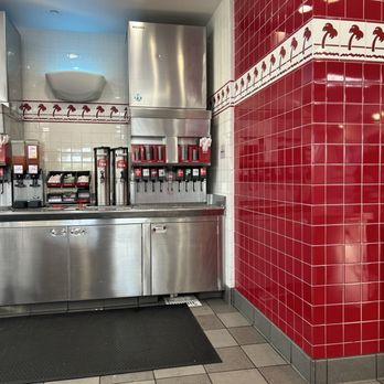 In-N-Out Burger - Burgers Near Me - Cedar Park, Texas
