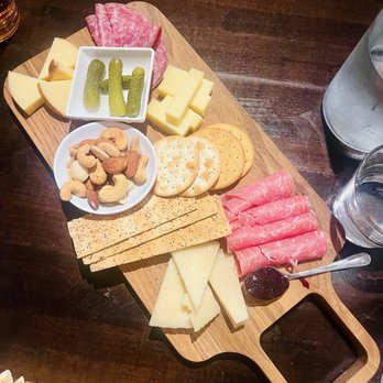 WineStyles Tasting Station - Beer, Wine & Spirits Near Me - Chicago, Illinois