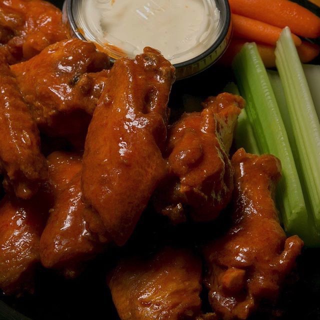 Social spots from Duff's Famous Wings