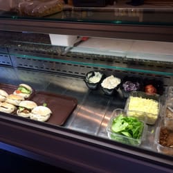 Select Bakery - Fresh sandwiches/rolls
