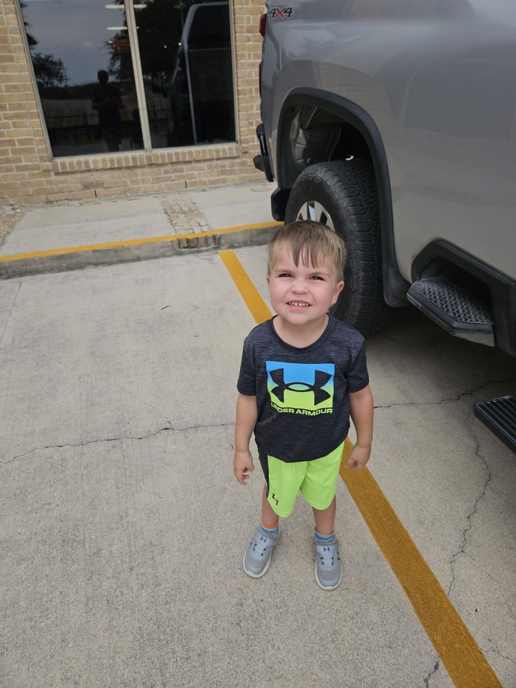 NEW BRAUNFELS MATTRESS CO. Updated October 2024 11 Photos & 19