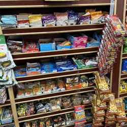 681 Deli Grocery - Pastry selection