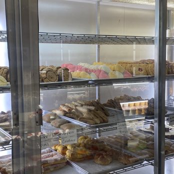 El Merendero - a display case full of pastries - Bakeries Near Me - Pomona, California El Merendero - a display case full of pastries - Bakeries Near Me - Pomona, California