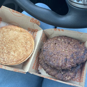 McDonald's - This is the quarter pounder w cheese I got after my complaint! Where's my cheese and condiments - Fast Food Near Me - Brandon, Mississippi