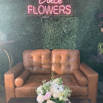 Amore Dolce Flowers - Pure Pleasures - Standard - Florists Near Me - Montebello, California