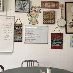 Manalapan Luncheonette